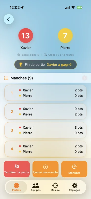 Détail d'une partie de pétanque : manches, score et historique des points